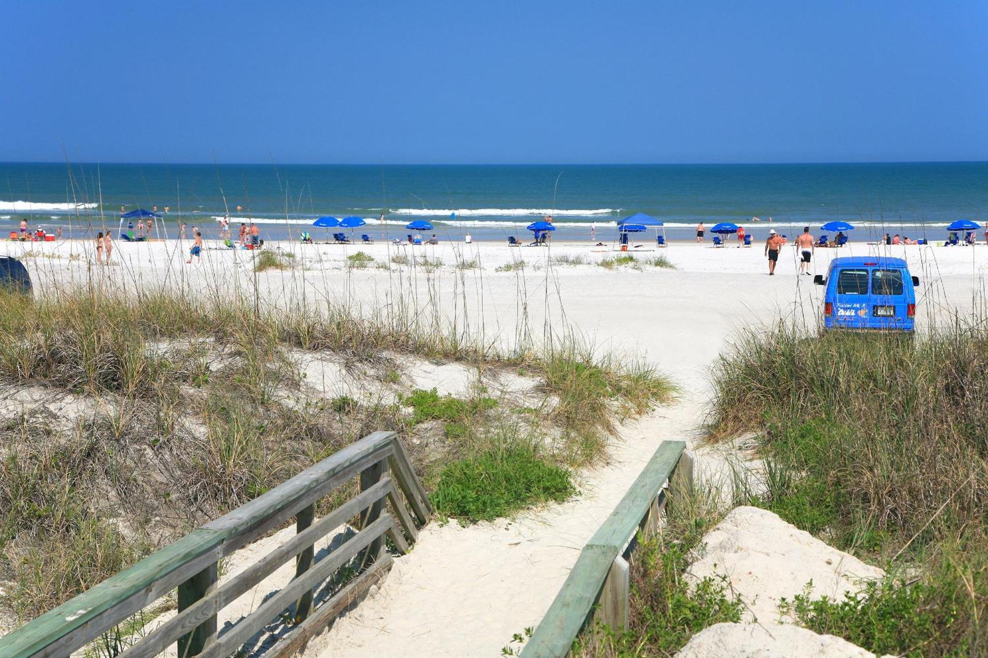 Guy Harvey Resort On Saint Augustine Beach Exteriör bild